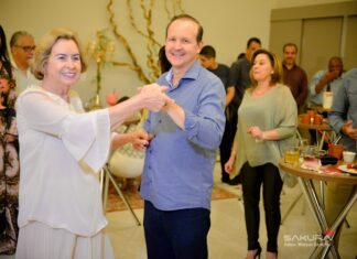 Velório de dona Eunice Honaiser, mãe do deputado federal Márcio Honaiser acontece no Salão das Romeiras