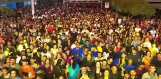 Verão Balsas 2024 inicia com banda gospel no palco