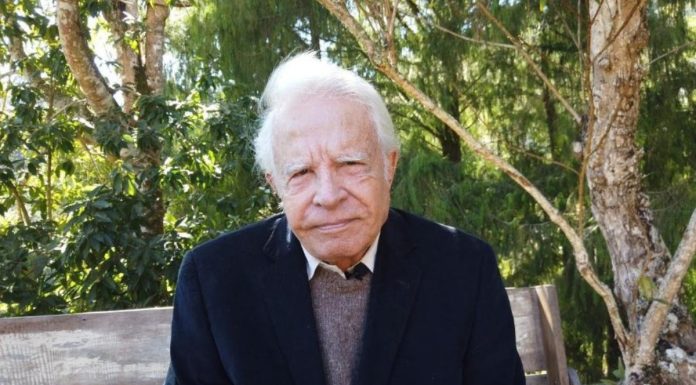 Morre o jornalista Cid Moreira, um dos rostos mais icônicos da televisão brasileira, aos 97 anos
