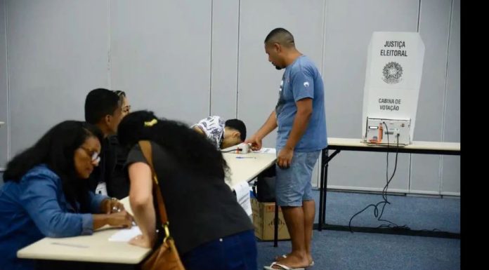 Eleitores que não votaram no 2º turno têm até terça para justificar
