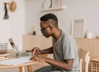 Mais de 1,4 milhão de brasileiros estão matriculados em pós-graduações no Brasil