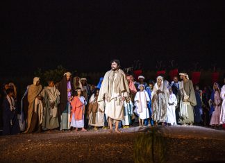 Feriado com propósito: maranhenses encontram na Paixão de Cristo de Floriano uma experiência de fé, cultura e viagem